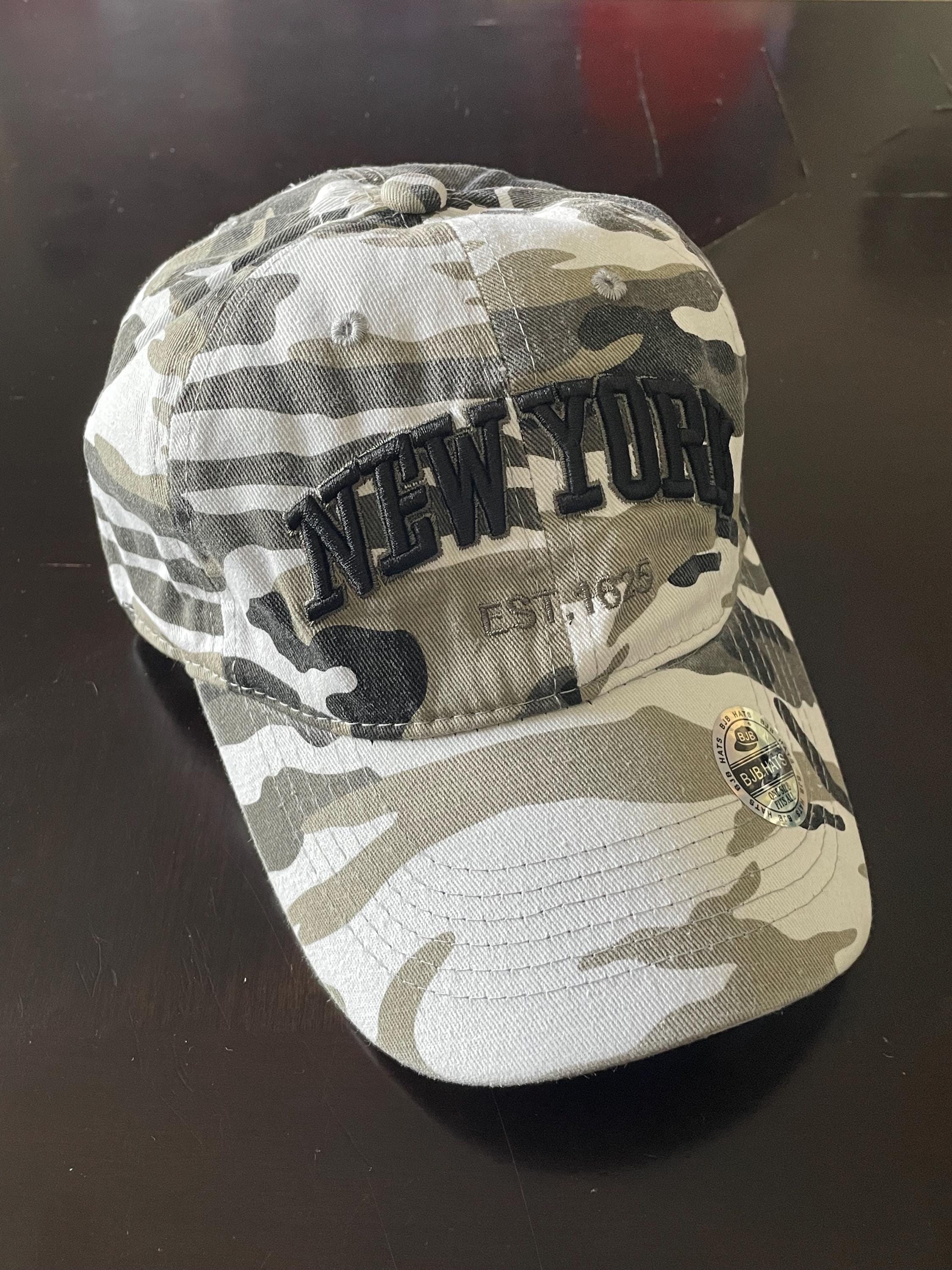帽子 X FMCDBORN NEW YORKVINTAGEWASHED CAMOCAP BASICKS - 【残りわずか】【コラボ】Basicks x F.M.C.D / Born