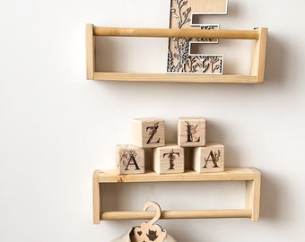Étagère pour chambre d'enfant en pin : rebord mural pour livres pour enfants (42 cm)