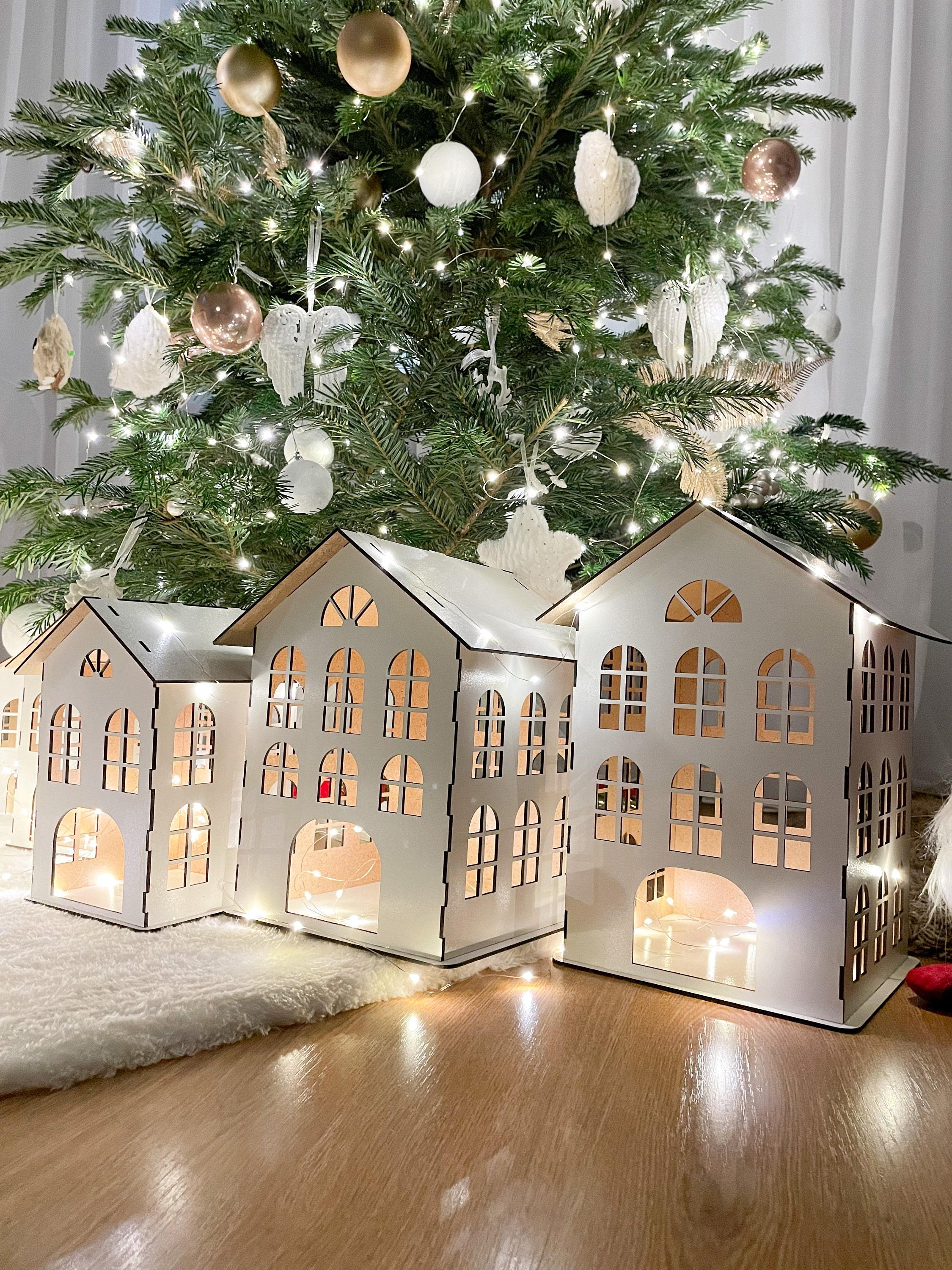 Hölzerne Weihnachtshäuser Weißes Weihnachtsbaum-Dekorationshaus Rustikales  Weihnachtsdekor Weihnachtskerzenhalter | Dekosterne