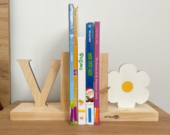 Minimalist Boho Bookends - Customizable Wooden Initials - Kids Room Decor - Gift for read lover - Birthday Gift