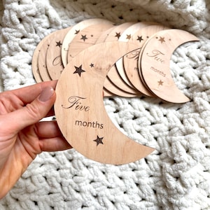 Ensemble de 12 cartes en bois pour bébé, cadeau pour un nouveau parent, cadeau de baby shower, accessoires photo souvenir pour nouveau-né