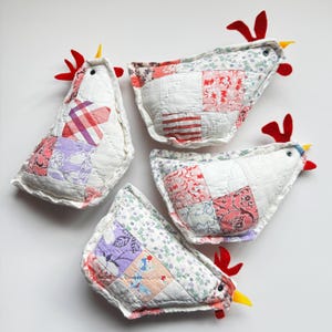 Vintage Quilt Chicken Bowl Filler: Farmhouse, Henhouse, Antique Feedsack Patchwork, Large size 8 x 5