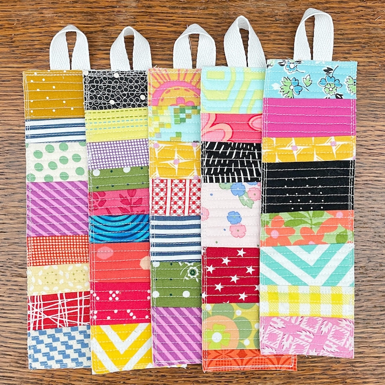 Scrappy Quilted Bookmarks: Colorful Fabric Page Keeper Cookbook Bible ...