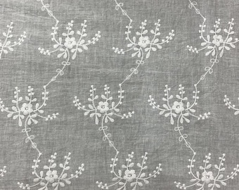 Katoenen stof bloem, geborduurde stof, witte stof, jurkstof, bloemenstof, stof op 1/2-yard, geborduurde katoenen stof, jurkstof, jurkstof