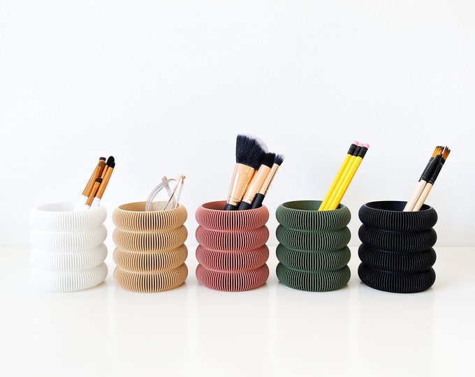 Pen Holder / Minimalist Japandi Desk Organizer