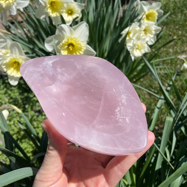 Gemmy Rose Quartz Bowl