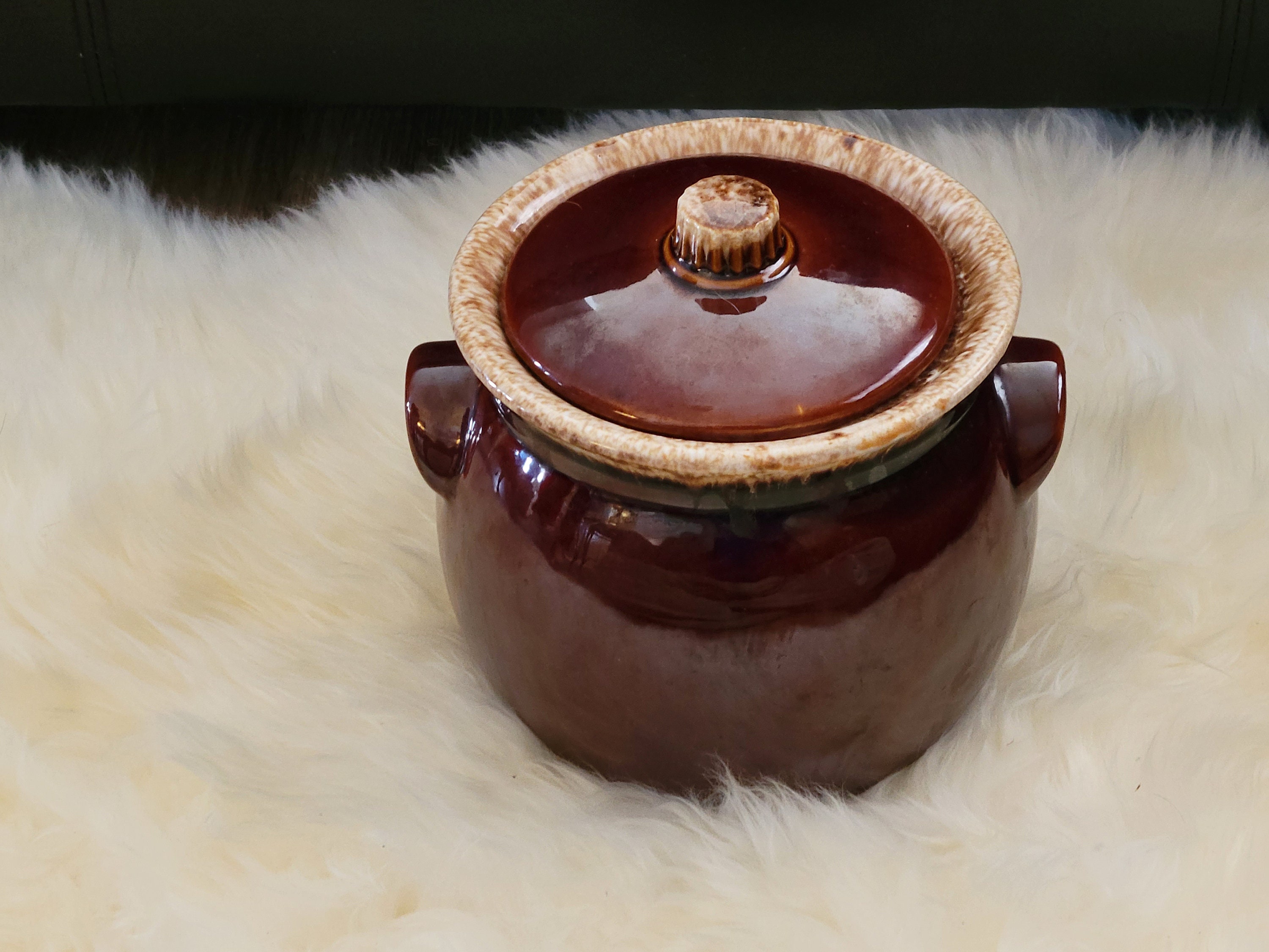 Small Stoneware Crock W/ Lid, 1 Pint Bean Pot 