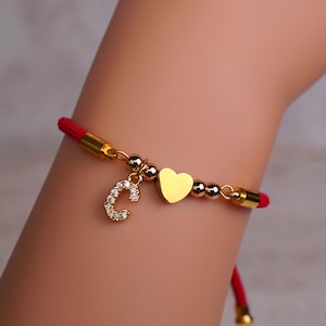 Pulsera con Iniciales de Oro y ACERO INOXIDABLE Pulsera de Cuerda Roja con Iniciales Pulsera con Letras Personalizada Joyería Minimalista Pulsera Personalizada Corazón