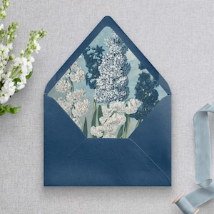 Blau & Weiß Hyacinth Umschlag Liner | Druckbare Einladung Umschlag Liner | Digitaler Download für Hochzeit | Euro A7, A6, A2, 4 Balken Vorlage