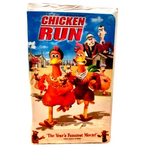 Vntg Chicken Run Movie Vhs 2000 Kid Comedy Collectible
