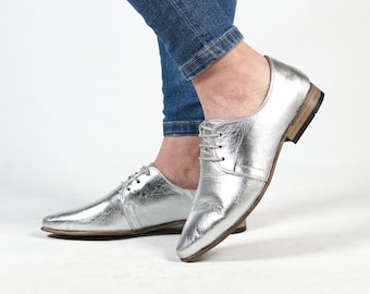 Silver Leather Oxford Shoes: Handmade Point Toe Heel