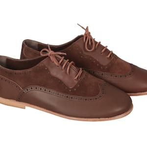 Handmade Brown Leather Wingtip Oxford Shoes: Women&#39;s Business Casual
