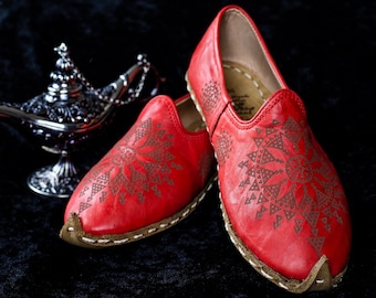 Red Leather Yemeni Shoes: Women's Handmade Aladdin Slip-Ons