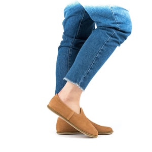 Women TAN NUBUCK Turkish Genuine Leather Handmade  CLASSIC Yemeni Shoes, Natural, Colorful, Slip-On
