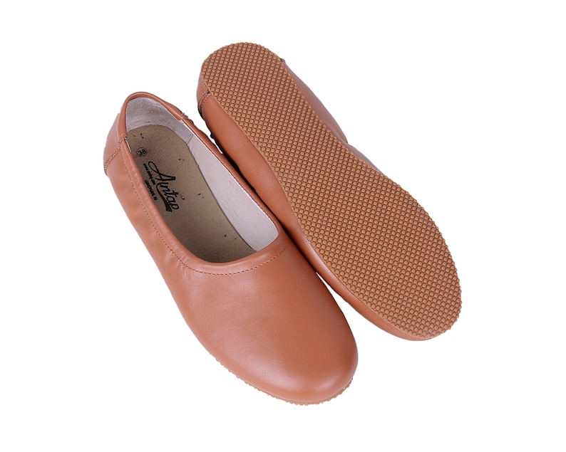 Women Flat Ballet TAN SMOOTH Leather, Handmade, Yemeni Slippers, Natural, Colorful, Slip-On image 2