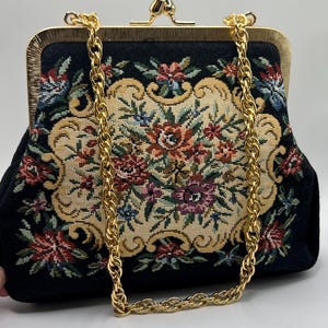 Sac à main brodé floral antique
