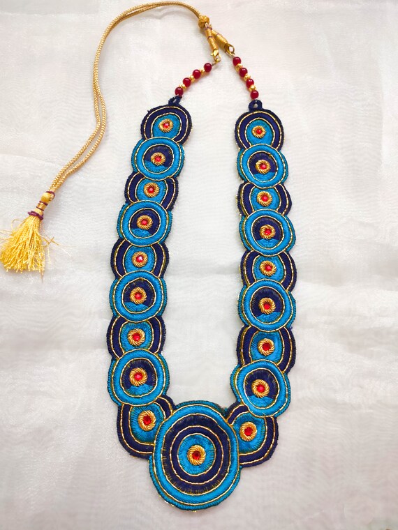 Handmade thread jewellery deals