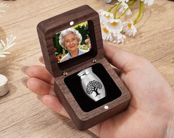 Photo Customization 1.18 Inches Mini Urn, Memorial Ashes Holder, Engraved Small Keepsake, Cremation Urns for Ashes, Personalized Small Urn