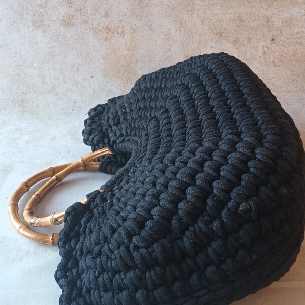 sac au crochet noir