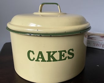 Retro Solid vintage enamel 1960's cake tin