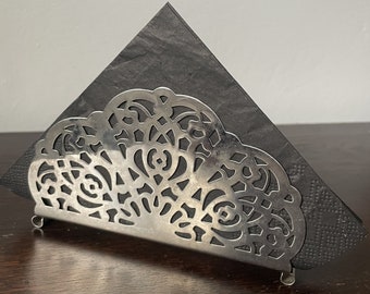 Sweet Silver Doily shaped Vintage Napkin Holder Table Decoration