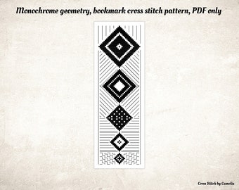 Peut inclure: Modèle de point de croix géométrique noir et blanc pour un marque-page. Le motif présente une série de diamants avec différents motifs à l'intérieur. "Cross Stitch by Camelia" est écrit en bas de l'image.