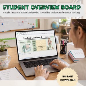 Puede incluir: Un ordenador portátil que muestra una plantilla de Google Sheets Student Dashboard con campos para ID de estudiante, nombre, nota, correo electrónico y asistencia. La pantalla incluye ilustraciones en acuarela de una mochila y un estudiante.