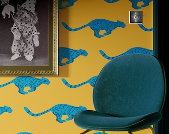 Carta da parati Ocelot giallo senape: adesivo murale rimovibile con gatto blu originale