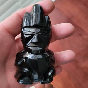 Obsidian aztec, mayan statuette