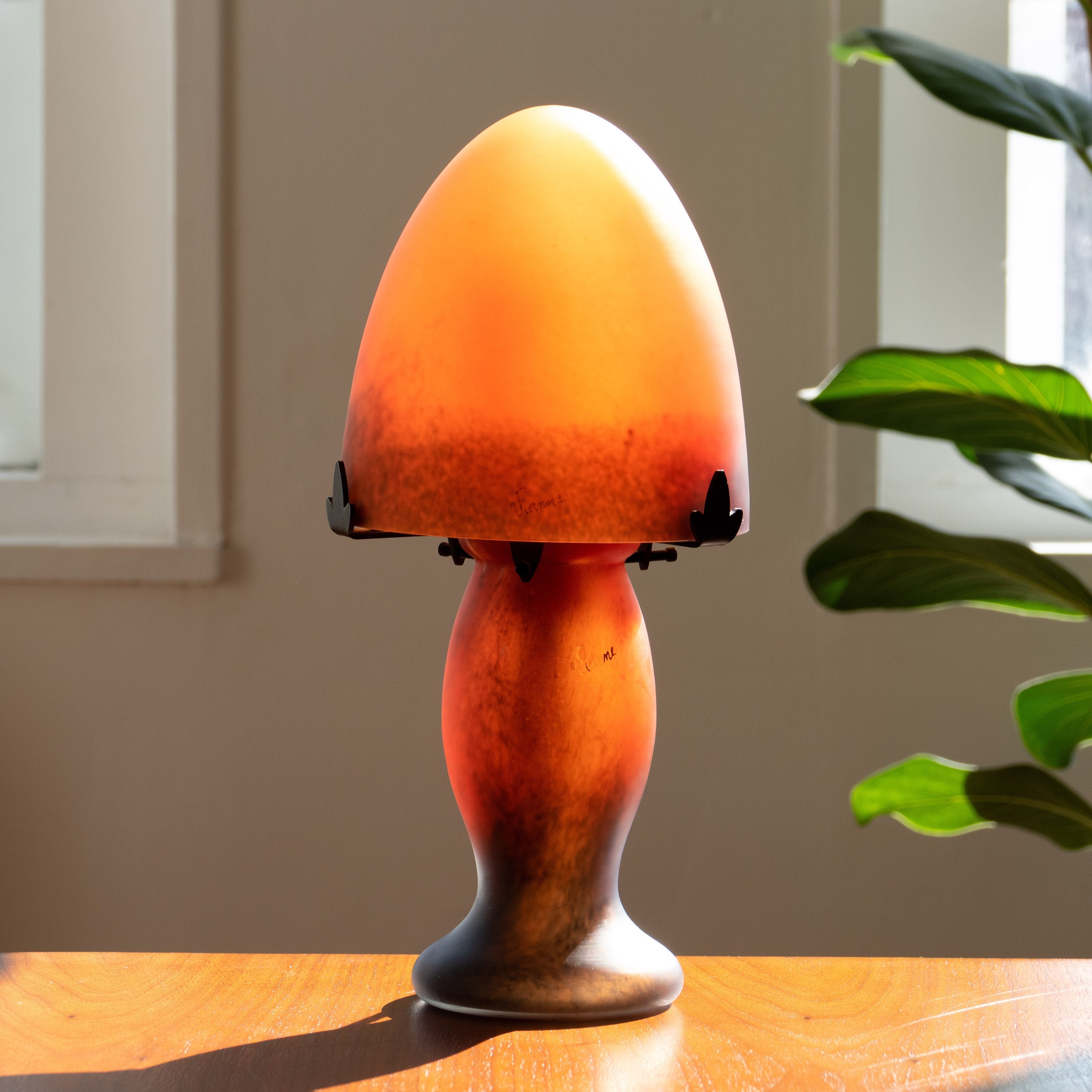 Lampe Signée Vianne