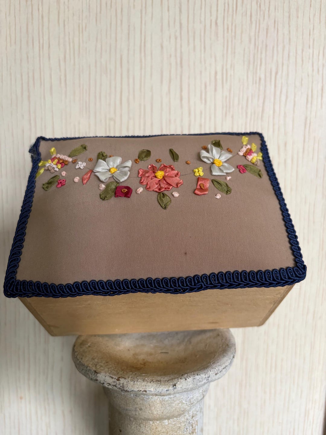 Head Ribbon Box Embroidered Ribbon Storage Box - Etsy