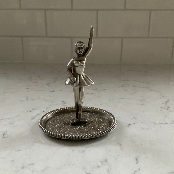 Ballerina ring jewelry stand