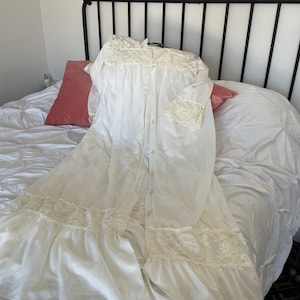 Vintage saramae lingerie size 9