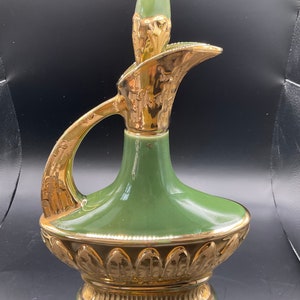 vintage 1967 Jim beam weeping gold decaneter