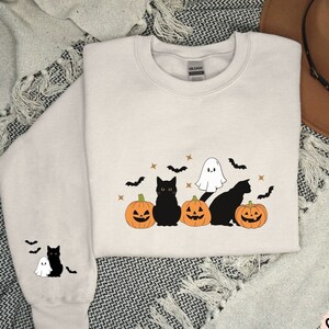 Black Cat Sweatshirt, Halloween Hoodie, Fall Sweatshirt for Women, gift for Spooky Season Crewneck, Pumpkin Sweater, Halloween Design Hoodie