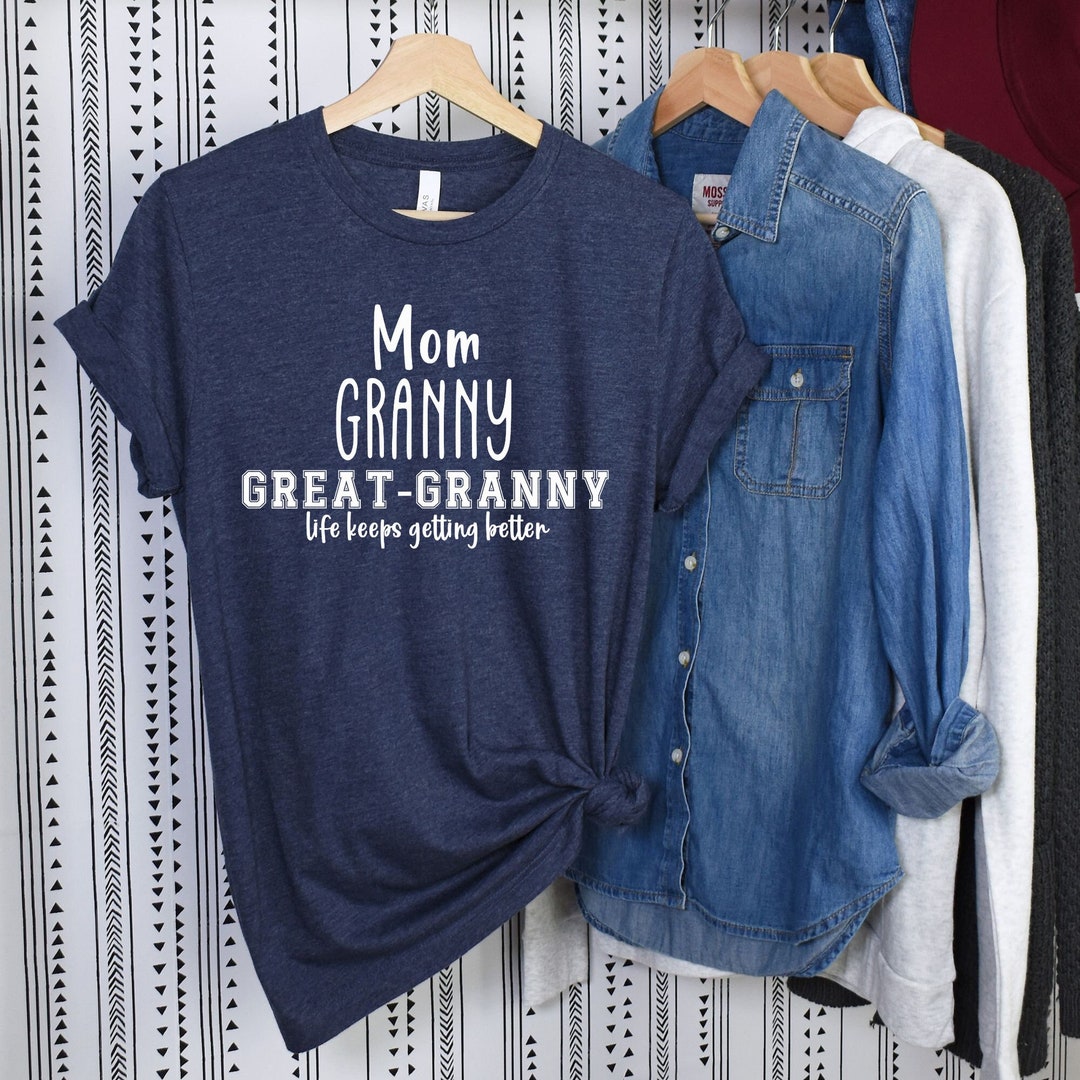 Maglietta Umoristica 'I'm A Mom Granny Great-Nonnny' – Cotone, Personalizzata, Unisex