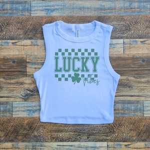 Lucky Crop Tank, St. Pattys Crop, irisches Kleeblatt-Damenhemd, St. Patrick, Lucky Leprechaun-T-Shirt, St. Patricks-Baby-T-Shirt und Crop-Tank