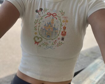Christmas Castle Crop Tank, Retro Disney Castle Baby Tee, Mickeys Verry Merry tee, Disneyworld December Crop, Cute Christmas Tree