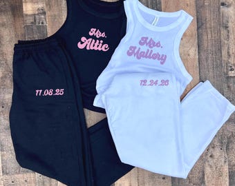 Mrs Crop Tank Set, Honeymoon Crop tank, Bride Marriage Baby Tee, Married Sweatset, Bridal gift, Day After Vibes, Vacation Womens Married