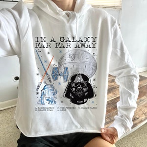 star wars crop top, womens star wars shirt, oversized star wars tee, vintage star wars shirt, ladies darth vader crop Cropped hoodie