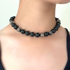 Choker necklace with black shell pearls and gold flacks glass beads 12mm
