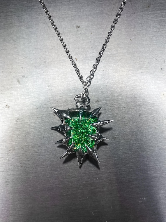 ★MIDNIGHT MOMENT.★ pierce ball string necklace green Y2k Cybersigilsm Green Glitter Stained Glass Sigil Necklace