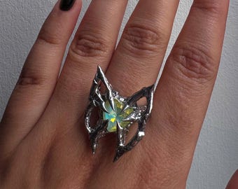 Spiky Metal Schmetterling Ring, Ring kantigen Schmuck Punk Spiky Ring, flüssiges Metall, gelöteter Ring , Spikey Ring, Cyber Ring