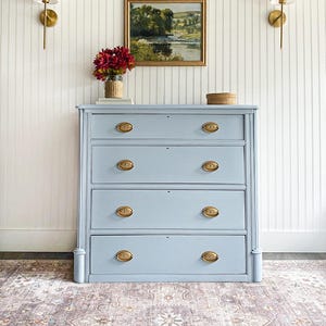 SOLD! Dresser Vintage Bedroom Dresser Refinished Coastal Farmhouse Dresser Chest of Drawers Entryway Console Hepplewhite Nursery Dresser