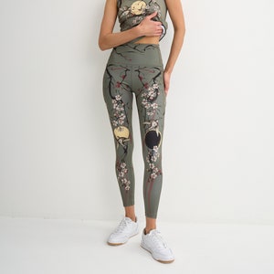 Printed Biflex Leggings: Activewear with Deep Pockets