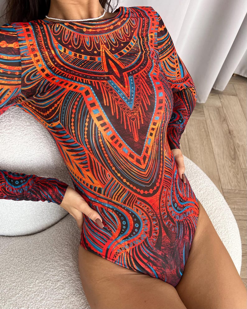 Make a splash this summer with our must-have swimsuit!