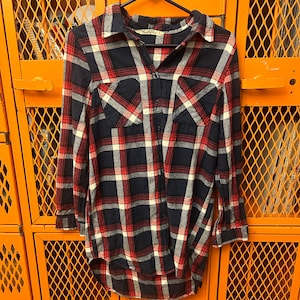 Vintage Tunic Style Flannel Sized Medium (90s)