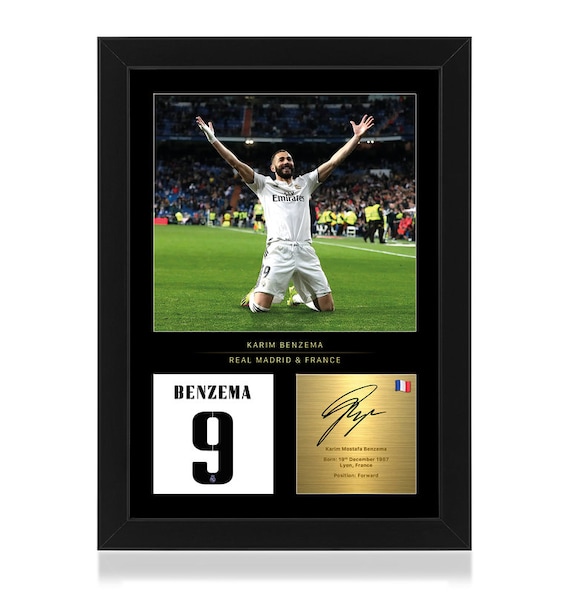 ベンゼマ サイン入りトレーディングカード PANINI ベンゼマ直筆サイン