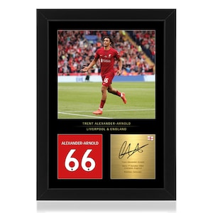 Trent Alexander- Arnold gerahmtes Display Geschenk mit reproduzierter digitaler Signatur