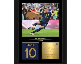 Win FC Kylian Mbappe Photo encadrée signée A4 – Signature